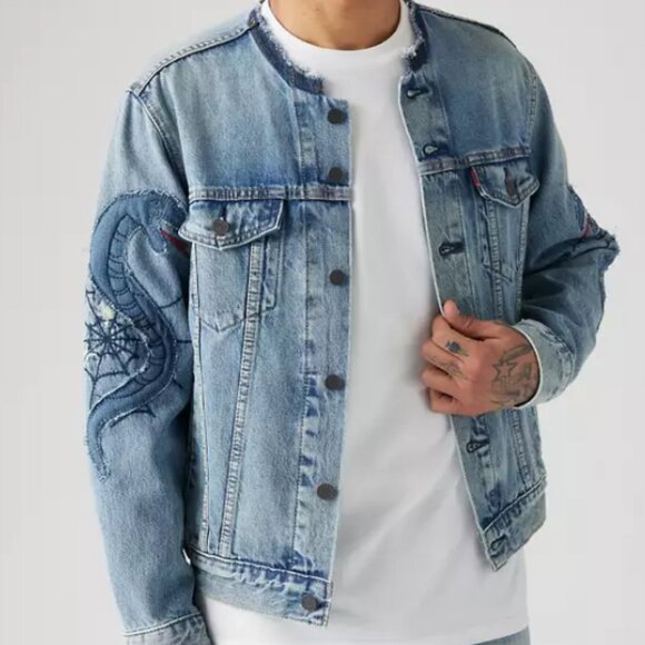 Levis Premium Mens Trucker Jean Jacket Embroidery Snake Always Got You NWT